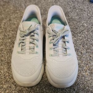 Sketchers Slip In Sneakers